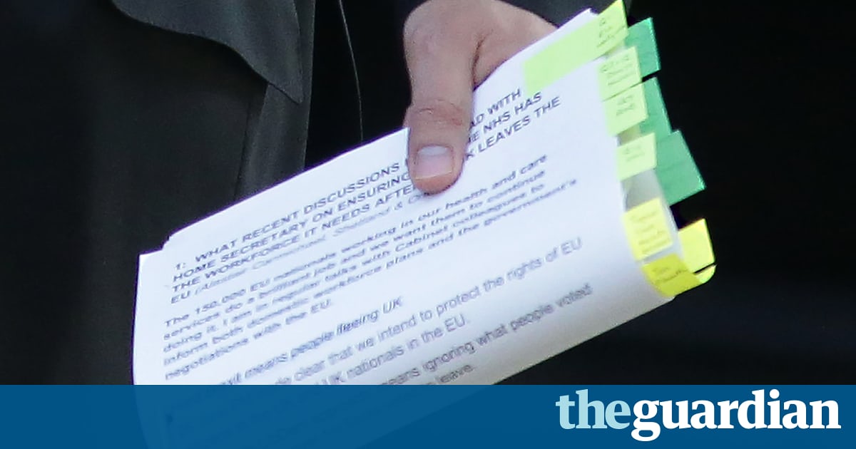 scottat2012's tweet image. Hard Brexit &apos;means people fleeing UK&apos;, Jeremy Hunt note says crwd.fr/2sFJ8py