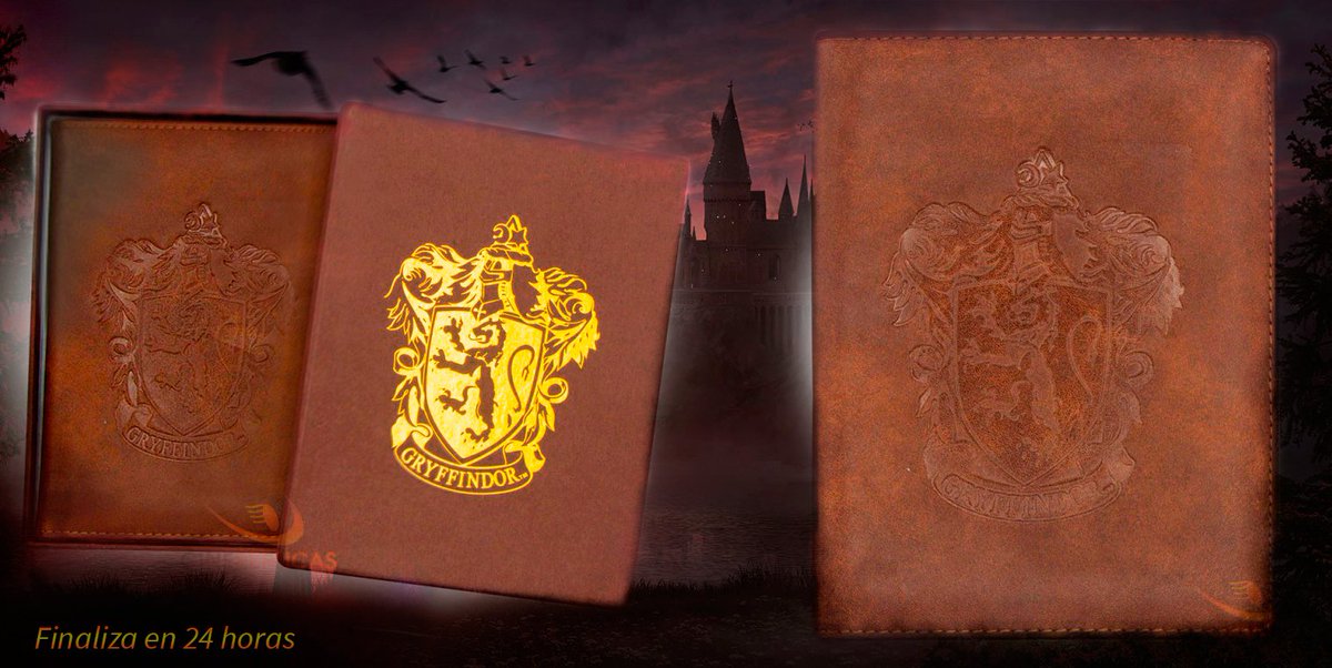 SORTEAMOS una cartera de Harry Potter con lafrikileria.com⚡️
Para participar haz RT y tuitea con el hashtag #Hogwartssite