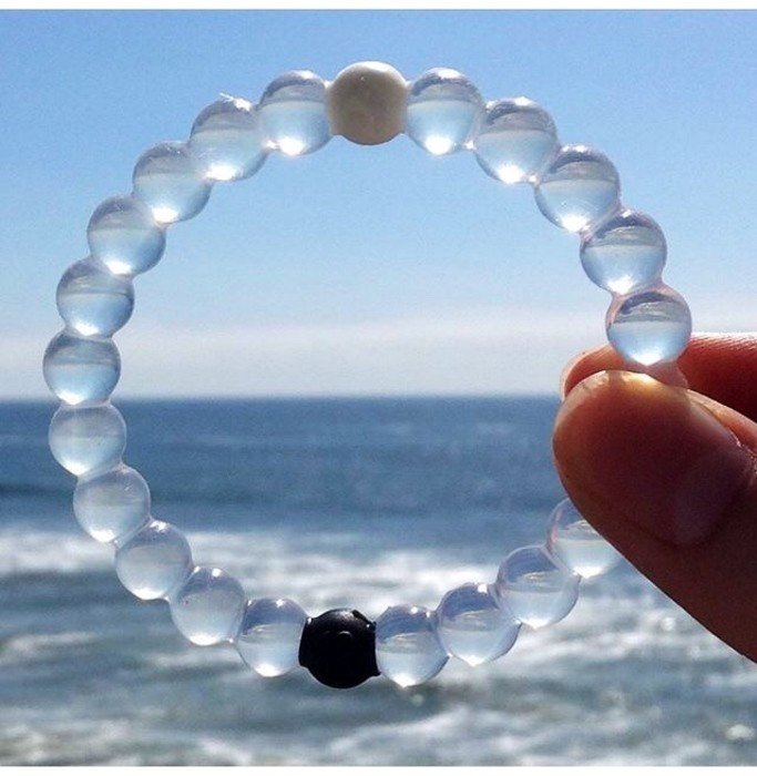 LoopRewardsInc's tweet image. FLASH DEAL ALERT! Take 50% OFF a Lokai Bracelet at Comfort Gifts w/ your Loop Rewards App! Act fast only 10 Deals available!