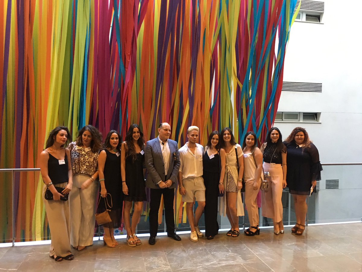 ModaMove's tweet image. El equipo @InteriorismoC ante su proyecto #RAL7. 
¡Enhorabuena chicos! 
#MomentoMOVE