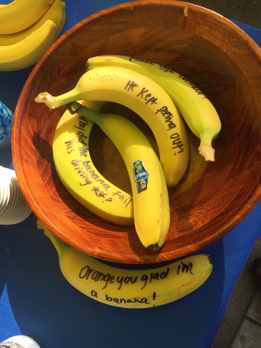 imbilltucker's tweet photo. Banana inspiration on bike to work day #fcbikes https://t.co/Us0ReU9WBZ