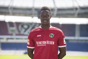 InfosFootBEL's tweet photo. @Hanovre96Fr @Babacar_Gueye9 [#MERCATO] : 🇸🇳 Babacar Gueye (@Hanovre96Fr) est prêté cette saison à 🇧🇪 @stvv https://t.co/BRuJc8s9qf