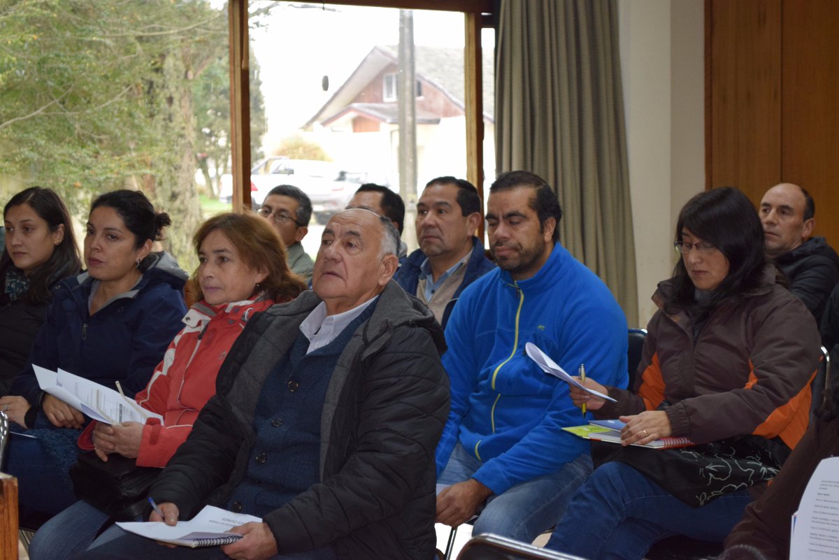 inia_remehue's tweet photo. #Osorno. Estamos capacitando en sanidad ovina a productores del Núcleo Tecnológico Ovino #ProgramaTerritorial @MinagriLosLagos https://t.co/lqgi4E9yqz