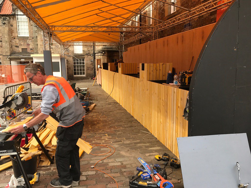 Bar cladding &amp; cladding &amp; cladding
