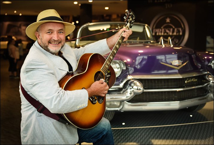VisitGraceland's tweet photo. We have wonderful musicians performing at #Elvis Presley's #Memphis - get to know them on the #Graceland #Blog - https://t.co/mIspDxT3W8 https://t.co/uYixTpazrj