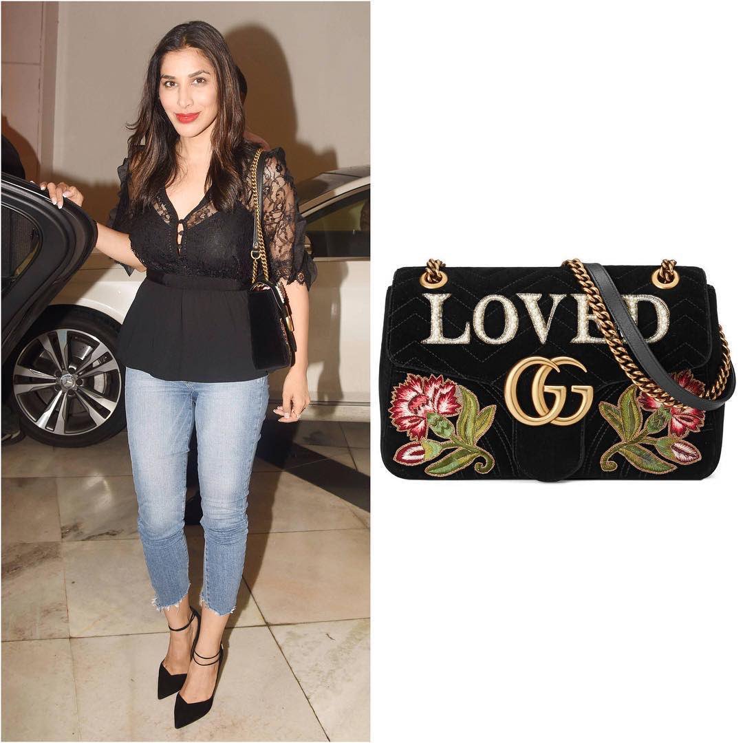 BollywoodStyleD's tweet photo. #sophiechoudry sports a @gucci handbag

#Bollywood #BollywoodNews #CelebStyle https://t.co/5MuuCJ1jjc