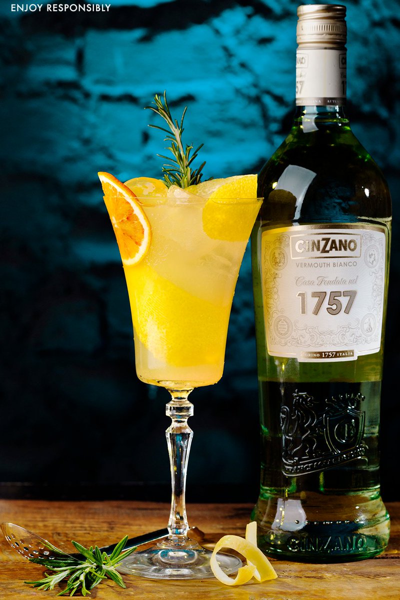#Cinzano1757 Bianco with rum, pear and fennel juice give a fragrant and fruity taste to Jacques Bezuidenhout's Torino Frizzante <a href="/lovetequila/">Jacques Bezuidenhout</a>