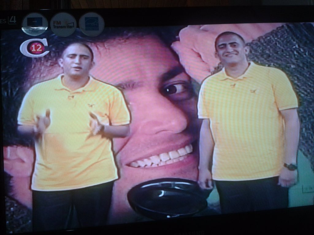 impactotv12's tweet photo. @robchay @tanpa22 @CHAYANNEMUSIC @FCCHAYCOLOMBIA @SonyMusicCol @TeamApoyo Excelente @robchay ! Celebramos con @CHAYANNEMUSIC y Rueda el Vídeo! https://t.co/DzVmtgh9kJ