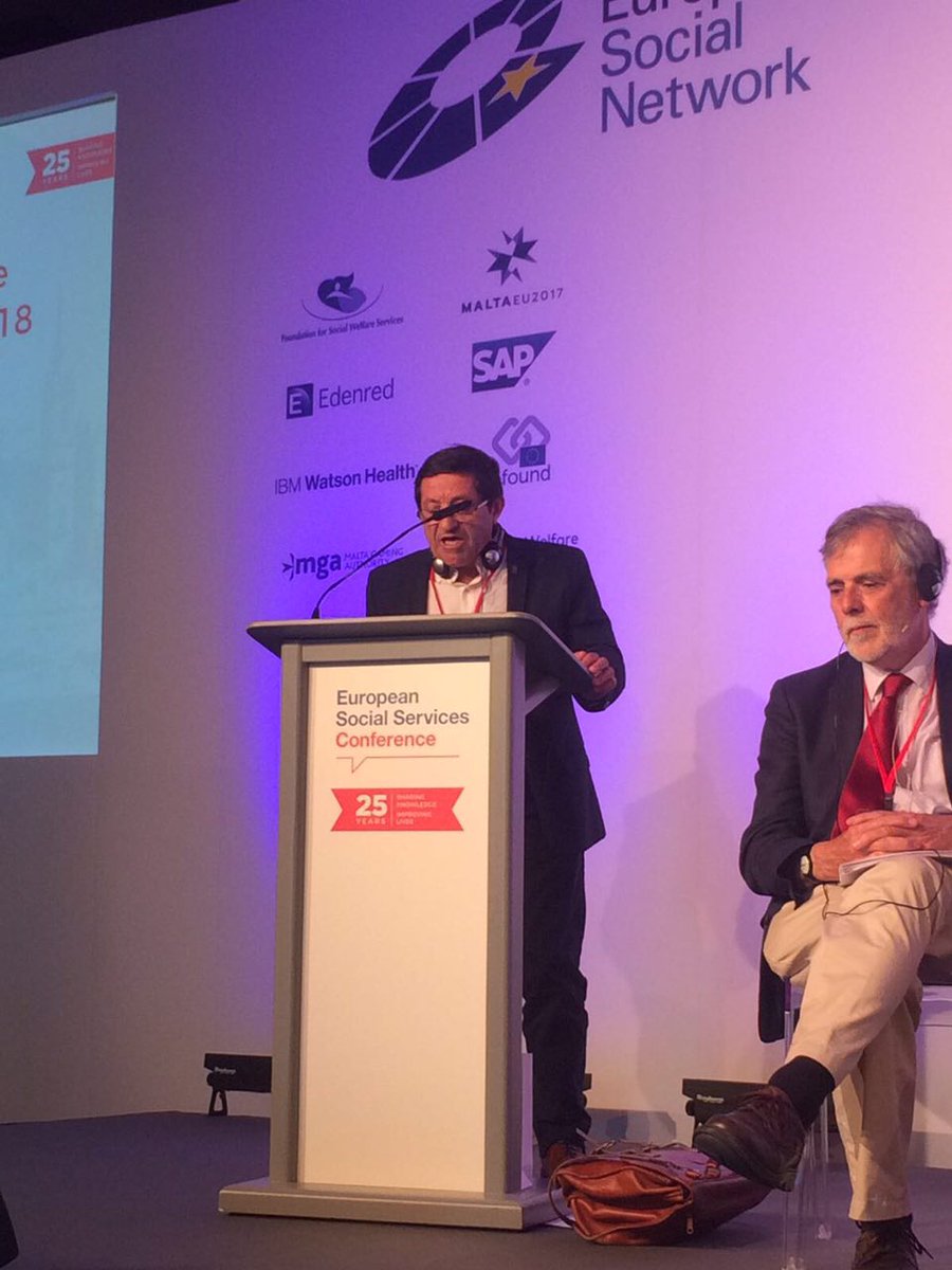 HSUAndalucia's tweet photo. Hoy en la @ESNConference hablando sobre innovación en los #ServiciosSociales un elemento esencial.▶️En 2018 se celebrará en #Sevilla #ESSC17 https://t.co/V7KaQ8uLDj