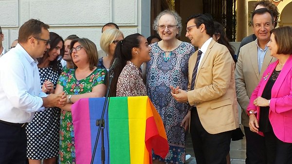 IndeGranada's tweet photo. Kim Pérez: "La población LGTBI merece ser reconocida y visualizada" https://t.co/7fISY0dhzM https://t.co/x8ESybFTXv
