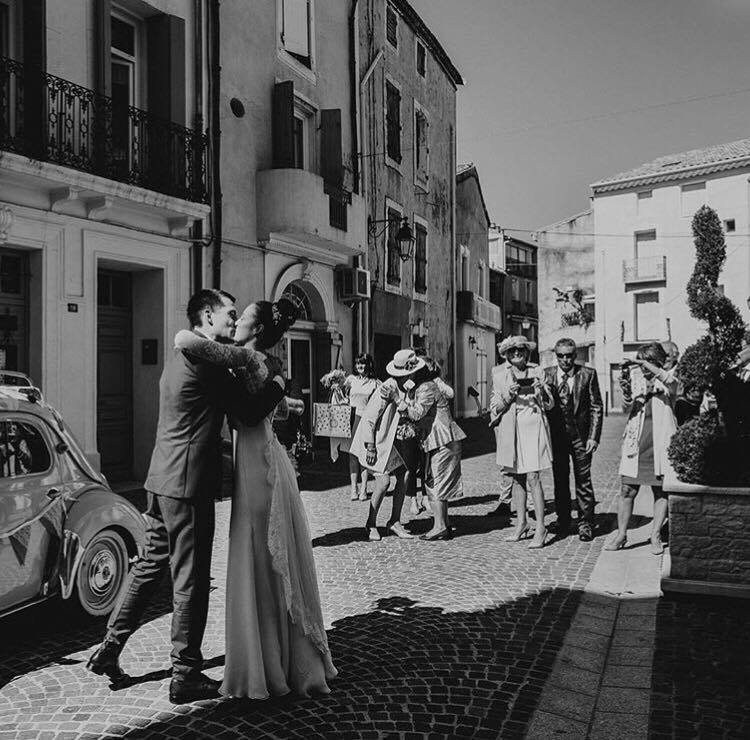 ChateauAutignac's tweet photo. Capturing each moment from a perfect and stunning wedding! #Beautiful #WeddingWednesday #WednesdayWisdom #Wednesday #Autignac #France https://t.co/pk28qa7bTI