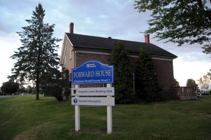 ICYMI: Iroquois’ Forward House closed; grim future for historic building  bit.ly/2tiVaUM https://t.co/hawCWuetpy