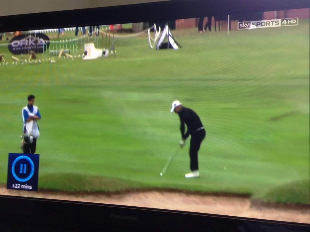 @trickyrobgolf cheeky bit of @SkySports footage from the @iconsseriesIOF - @ORKAGOLF in the background 👍⛳️