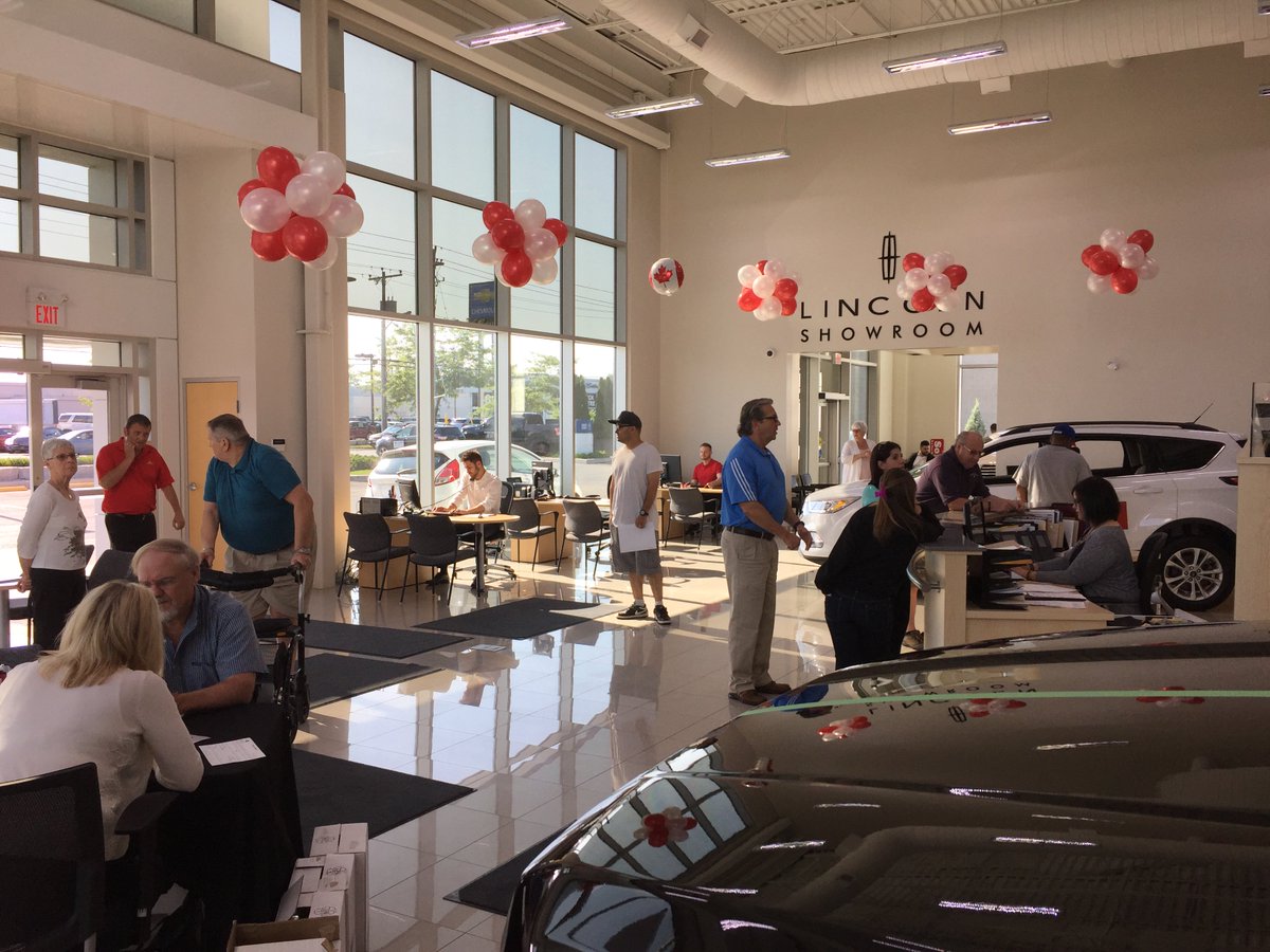 edlearnford's tweet image. Come on down to @edlearnford today for our Private 1 Day Sale! You are invited too!  Free food and prizes. Here till 9pm so you can make it!