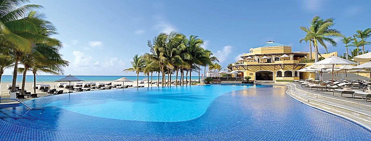 catalinaserrano's tweet photo. 5 Estrategias Eficaces de Marketing para los Hoteles de Hoy https://t.co/XQHw8mpjqg vía @Hotelerum https://t.co/5zGfk47TLz