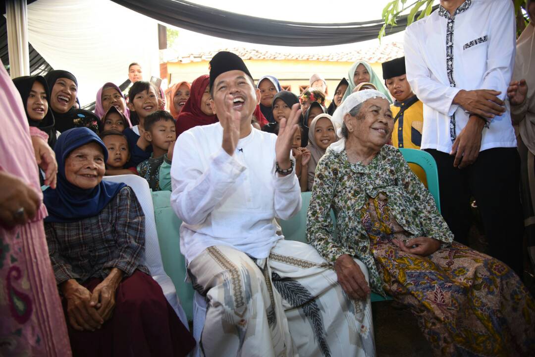 DediMulyadi71's tweet photo. Kegembiraan tak akan habis dibagikan, sebanyak apapun disebarkan tak akan berkurang. Pada hakekatnya hidup adalah untuk berbagi kebahagian https://t.co/Gh4BLvRCSX