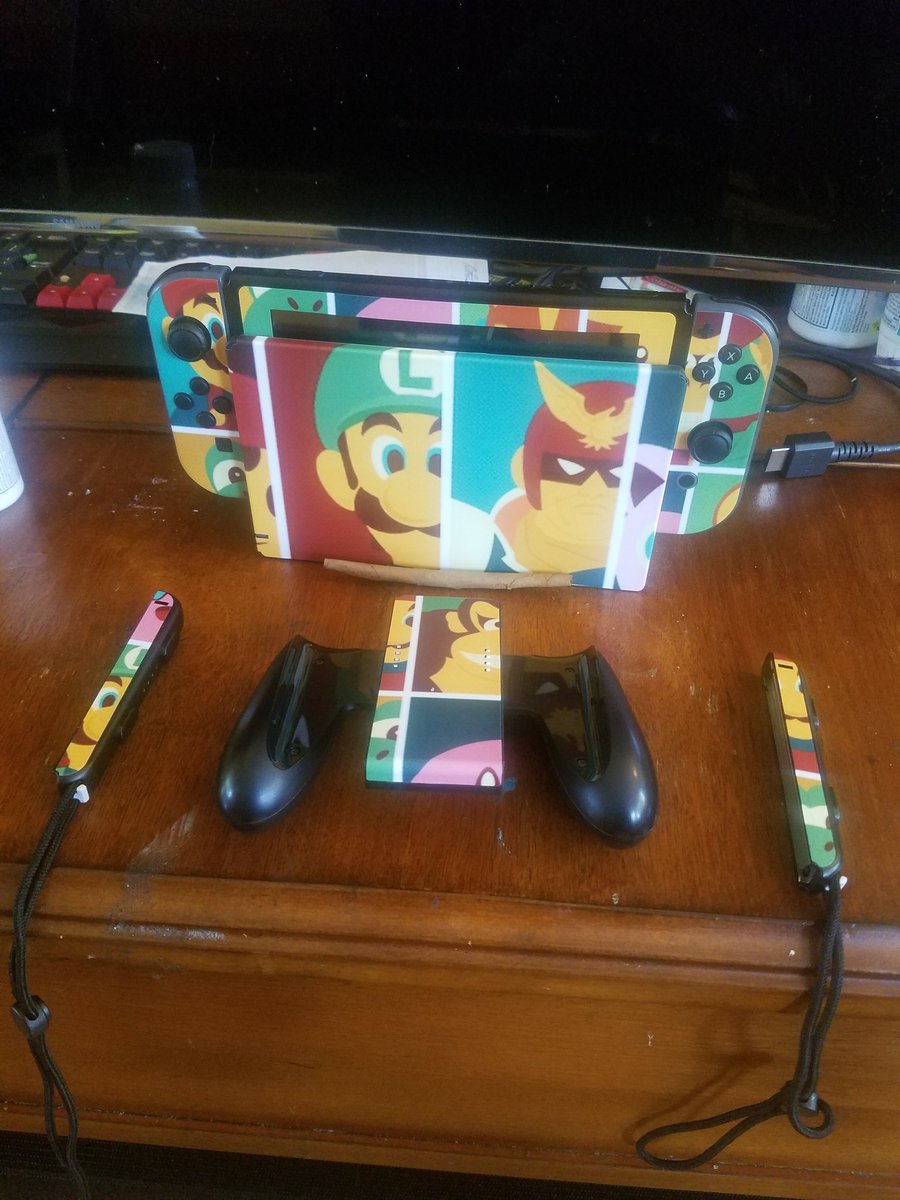 Conscience773's tweet image. My new Nintendo Switch skin looks amazing. Anybody got Switch skins ? Post a pic if you do