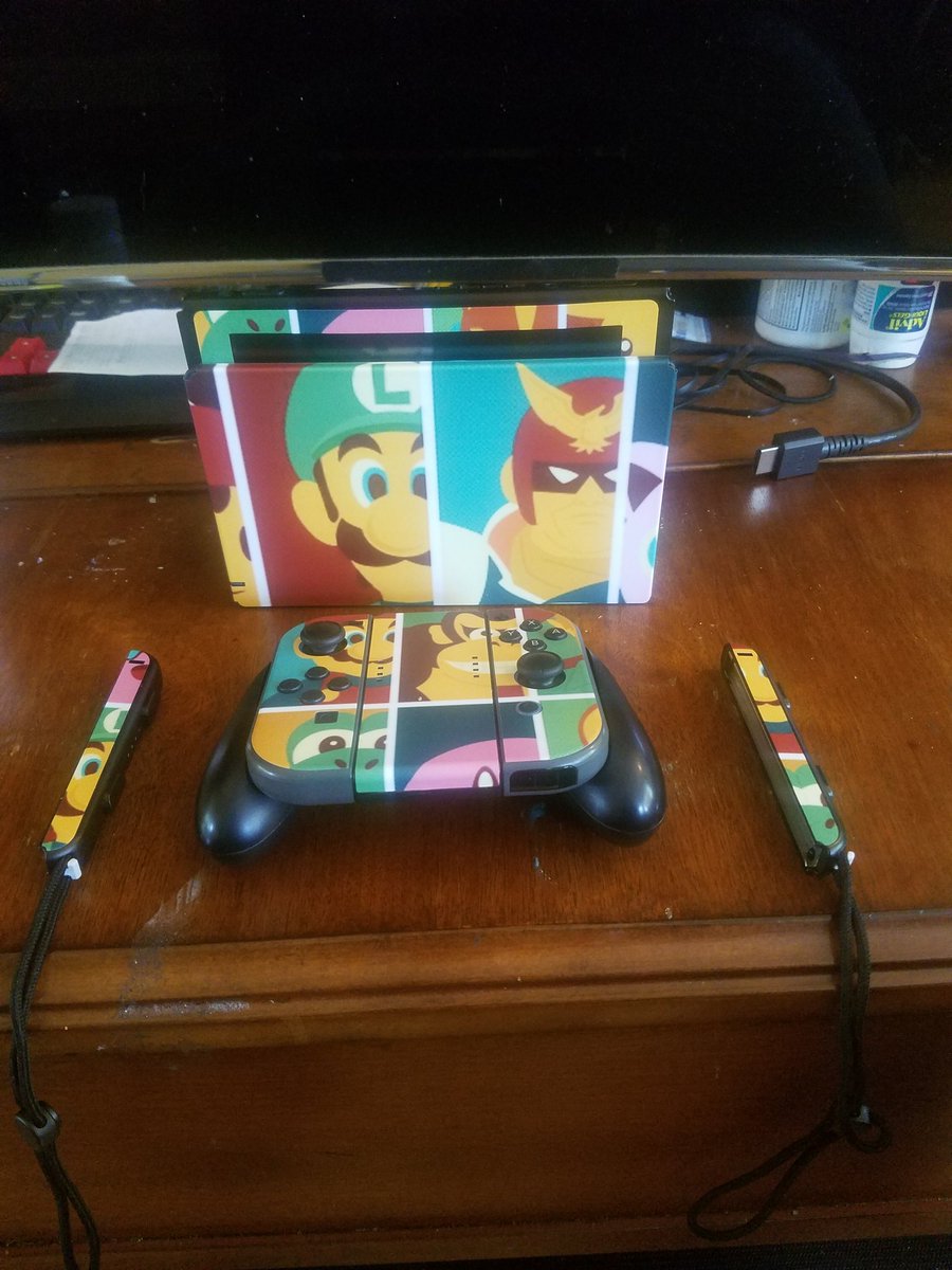 Conscience773's tweet image. My new Nintendo Switch skin looks amazing. Anybody got Switch skins ? Post a pic if you do