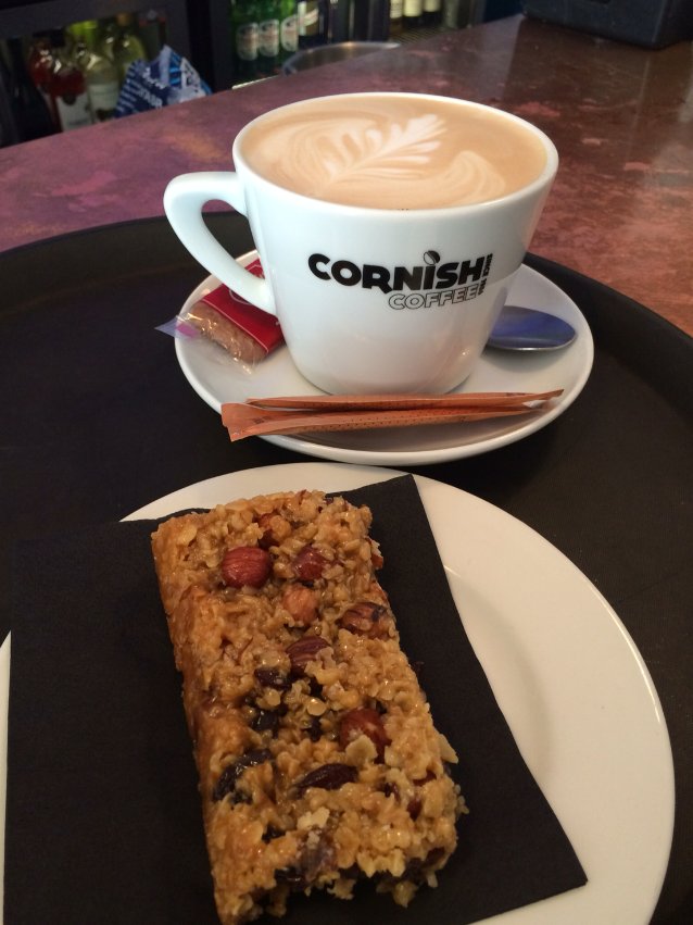 fueleatdrink's tweet photo. Just what is needed on a #rainy afternoon... @cornishcoffee, a #flapjack &amp; #Fuel's comfy sofas! https://t.co/mFUXKefkgA