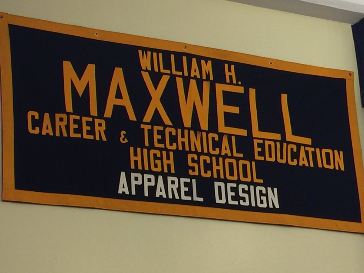 TPaulin_BKNHS's tweet photo. Congratulations to Maxwell's 2017 graduates! We wish you the best of what is yet to come #StudentStrivers https://t.co/HPIZ7YoNlT