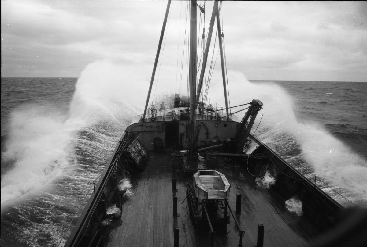 Hull_Museums's tweet photo. A new major exhibition looking at the shared history between Hull and Iceland opens at our Maritime Museum on Saturday 15 July #CommonFoe https://t.co/X8Ftf9xMJB
