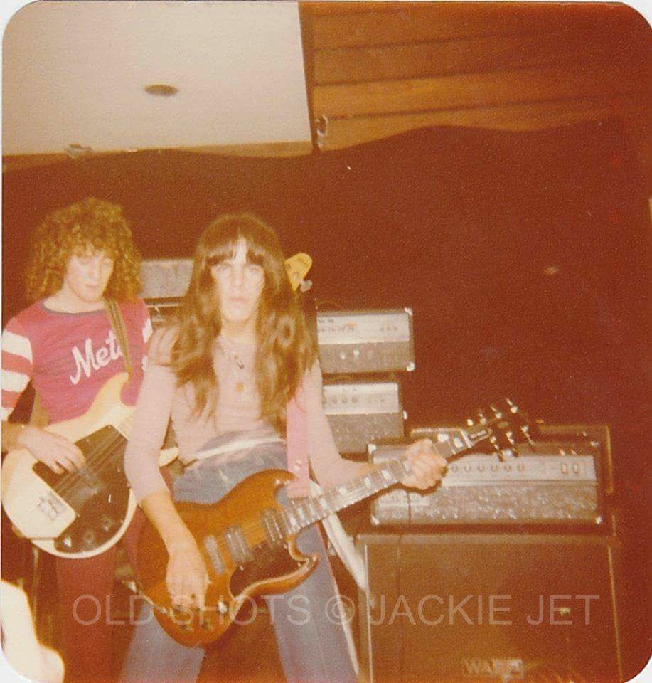 JonStevensMusic's tweet photo. Old school #stuartfraser ✖️✖️ #playingitforward 📸 Jackie Jet https://t.co/07dLb4kRMo