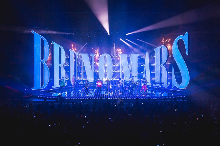 ClayPakyNews's tweet photo. Claypaky SharBar with @BrunoMars at MGM's Park Theater at @MonteCarloVegas
more at: https://t.co/cKIuwZQJ1x #claypaky #sharbar #BrunoMars https://t.co/7JwaHo7MYm