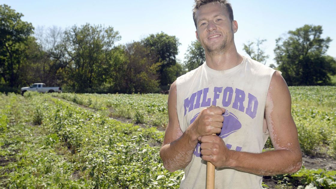 JournalStarNews's tweet photo. Former #Nebraska track athlete's latest challenge is farming, farmers market https://t.co/lUqAax88kc #Huskers https://t.co/BR6JoDZ2BA