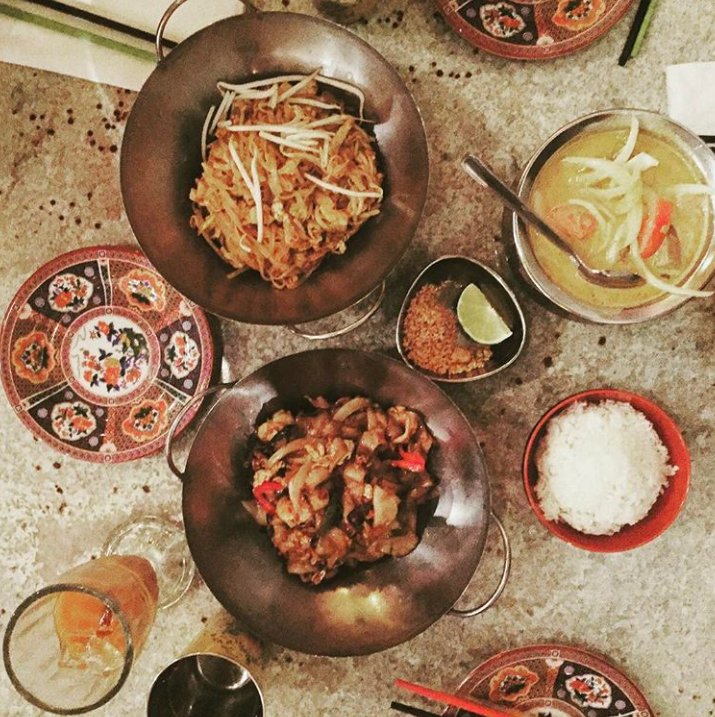 What day is it? An awesome day at Laut! come and visit us today!
#authentic #original #funfood #dessert #datenight #malaysianrestaurant