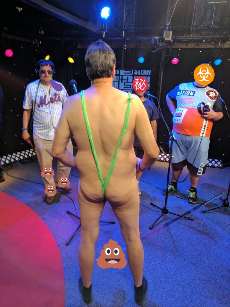 BOB0__697's tweet photo. How about elephant boy calling HP gay........."Howdy Couples" #boboworldorder @sternshow https://t.co/m2dQOzqXL5