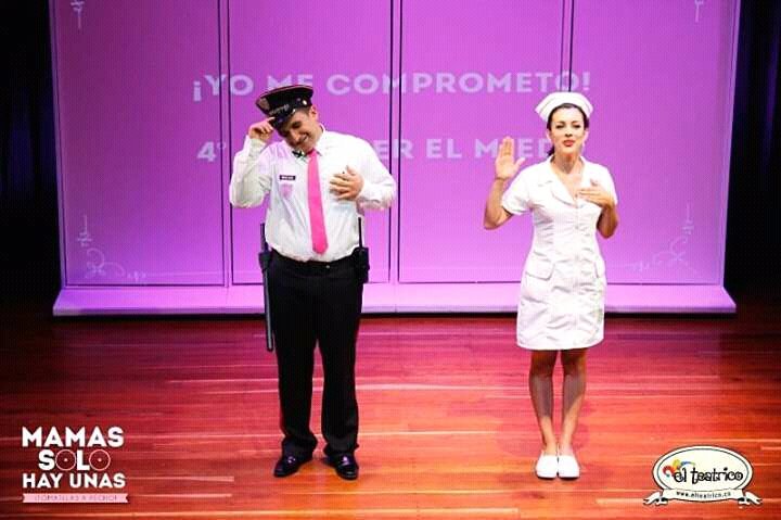 Hoy en <a href="/ElTeatrico/">El Teatrico</a> la bella <a href="/Sigopao/">Paola Gómez</a> y el guachimán <a href="/Leomusicayhumor/">♫Leo Jiménez♬</a>, estarán hablando de la prevención del #CáncerDeSeno, asiste y aprende.