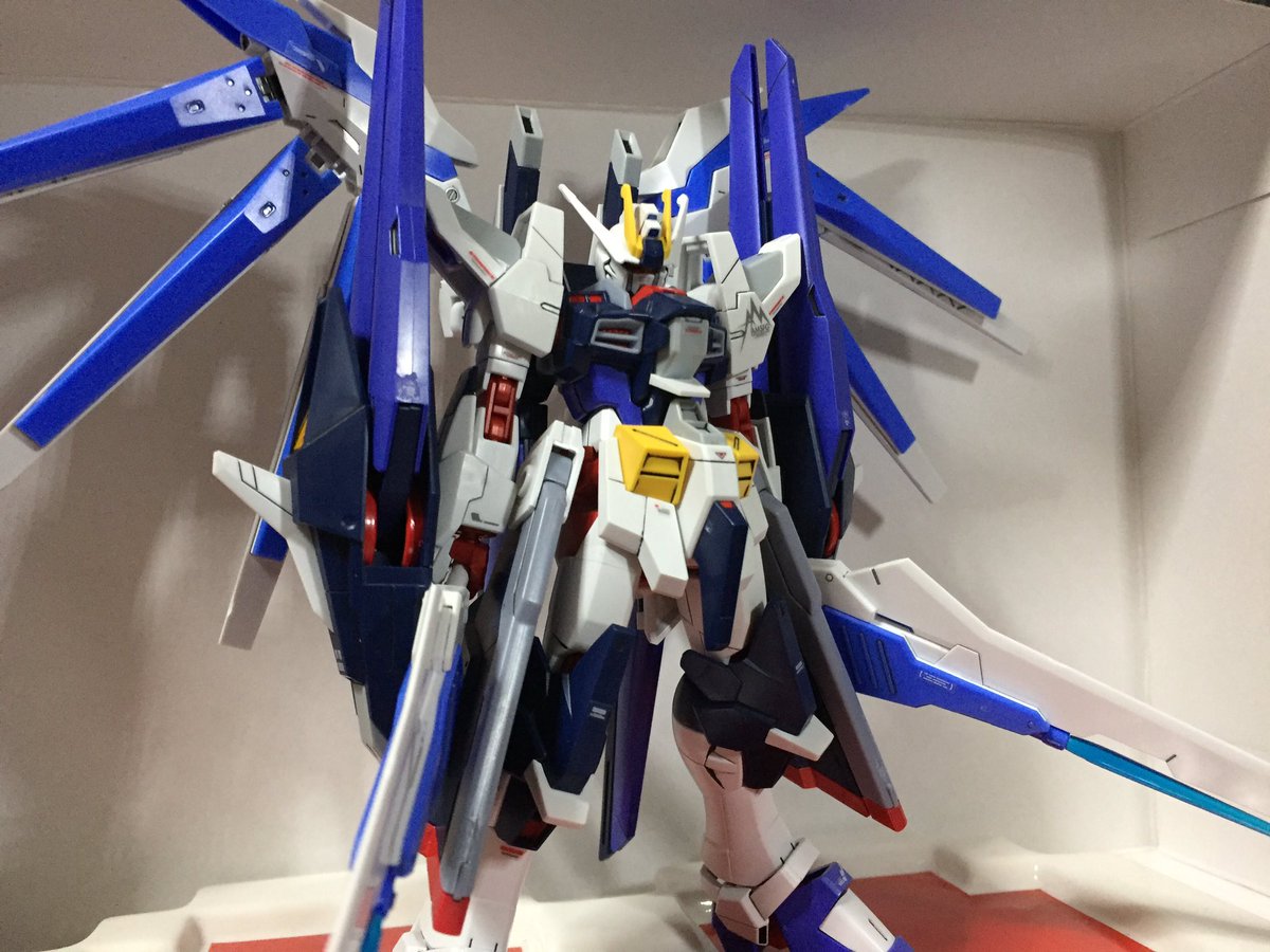 たけるし Sur Twitter ようやくできた アメイジングストライクフリーダムガンダム With Hi Nヴレイブフィンファンネル ガンプラ ガンダム アメスト ビルドファイターズ