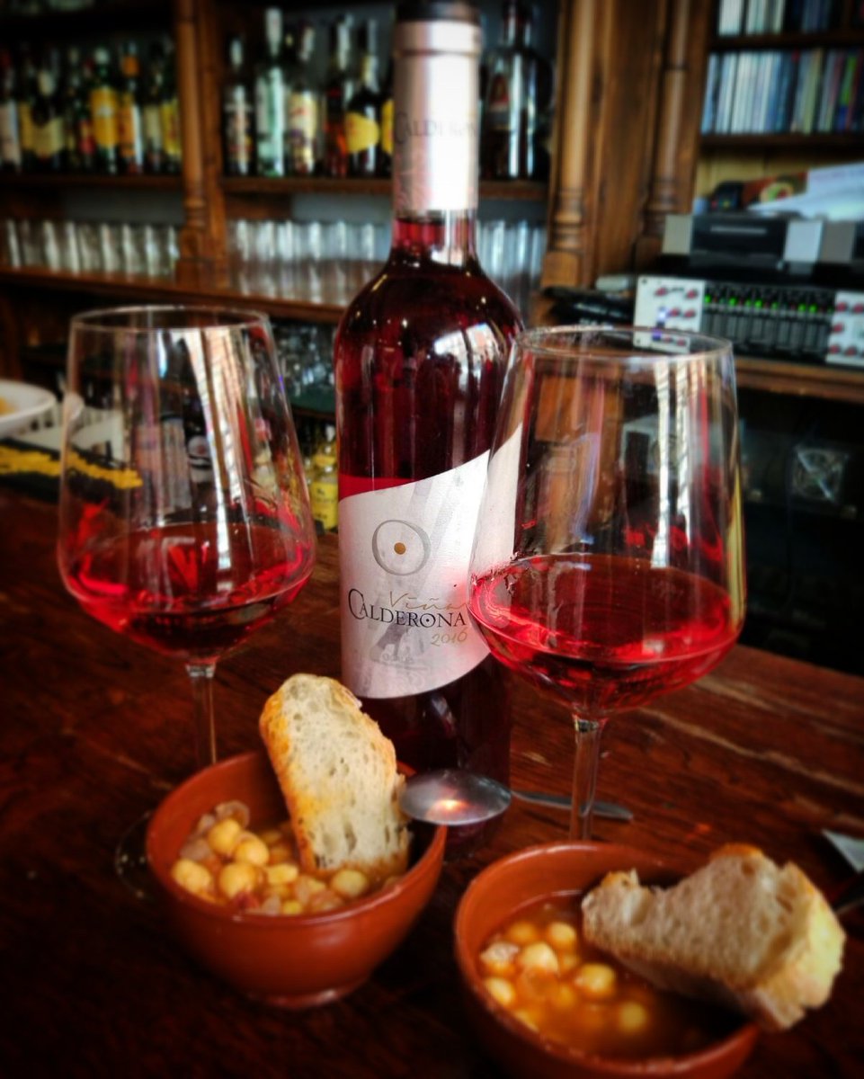 JesusPilar79's tweet photo. Mañana de #Rosados @DOCigales de @FrutosVillar @BdgASantamaria en #Zocha #Cigales @RutaVinoCigales #HaciendoCigales https://t.co/JP5gAt7KkY