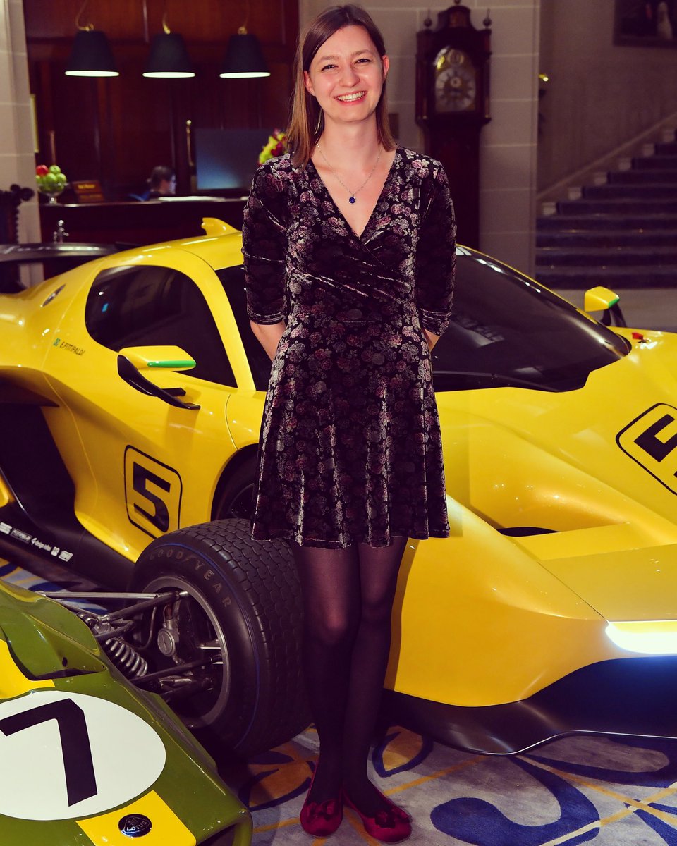 1Sophie_W's tweet photo. The cheesy "I really love my job" shot... thanks to Simon Winson for the piccie 📸 #ef7 #ilovemyjob #lotus59 #smile https://t.co/RIHa45XHLL