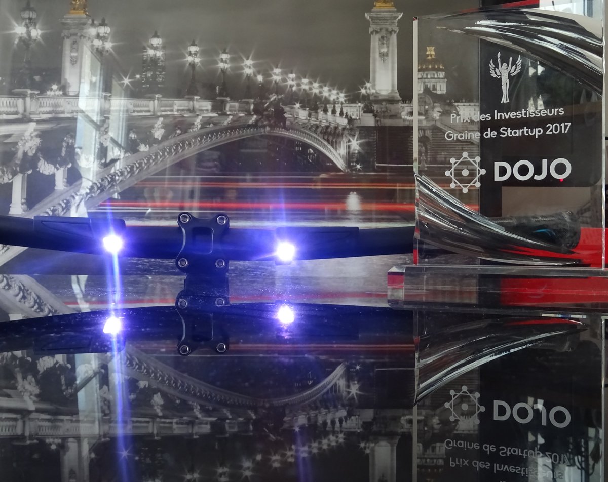 🏆 Nous remportons le Prix des Investisseurs au concours #grainedestartup2017 🏆 !! Merci aux membres du jury et à l'orga. Au top les phares !