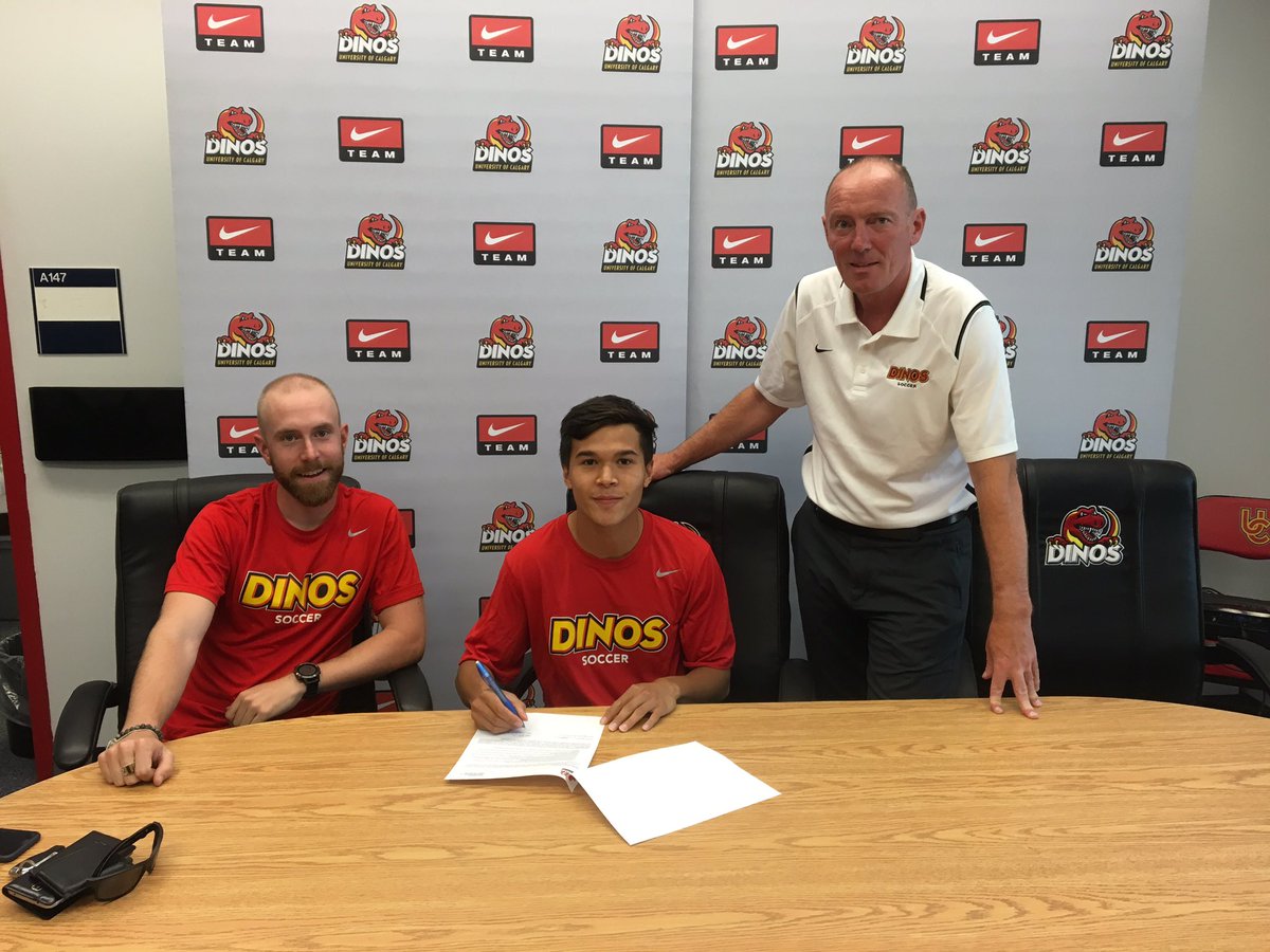 DinosMSOC's tweet photo. OFFICIAL SIGNING 🚨Jeff Spolnik (RW)

Club: @BlizzardSoccer_ /NextGen (Foothills) 

#dinos #USPORTS https://t.co/VnSUEsY3ko