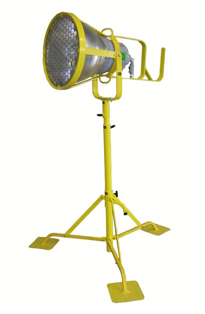 MaesLighting's tweet image. This PS 400 watt #Metal Halide Wheeled Cart #ExplosionProofLight is a very durable #FloodLight.