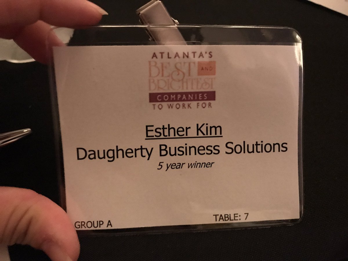 EKTECHRECRUITER's tweet photo. 5 years!! Thank you, @MonikaLeadsIT, for your amazing leadership! #teamdaugherty #101BB #daughertyATl #bestandbrightestco #goodpeople https://t.co/4btllmkLko