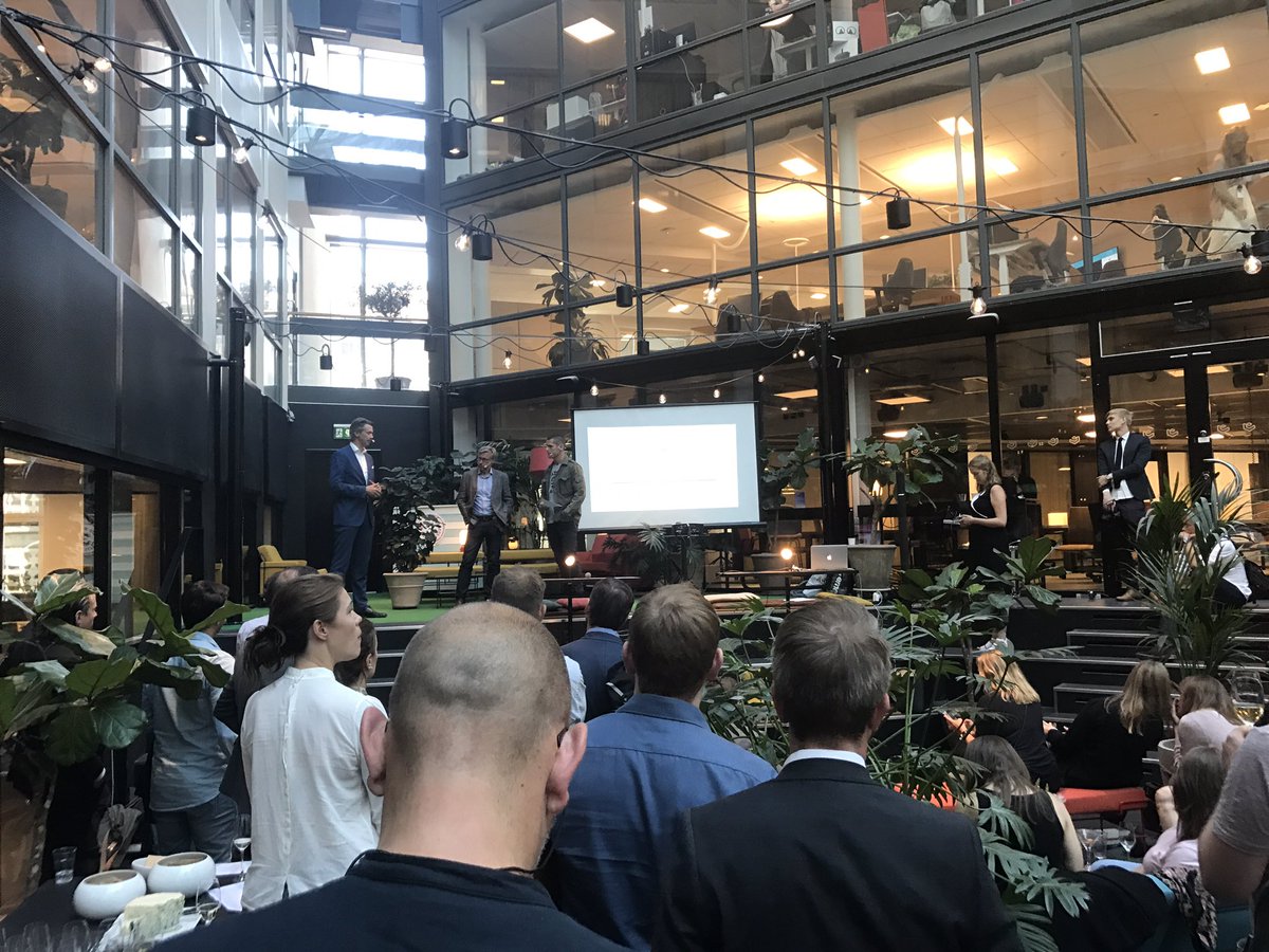 MohamedHamid_'s tweet photo. Kul med #proptech på @EpicenterSthlm - arrangerat av #fastighetsägarna. @homiiSE på plats #sthlmtech 😊 https://t.co/IjT9o3oYsj