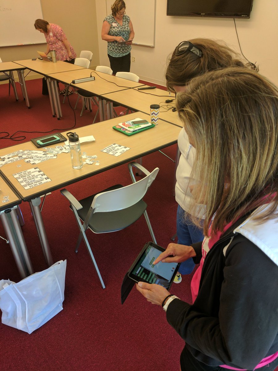 tavia_clark's tweet image. Having fun with SAS CodeSnaps, taking coding from unplugged to plugged in. #edcampcode #FIPL