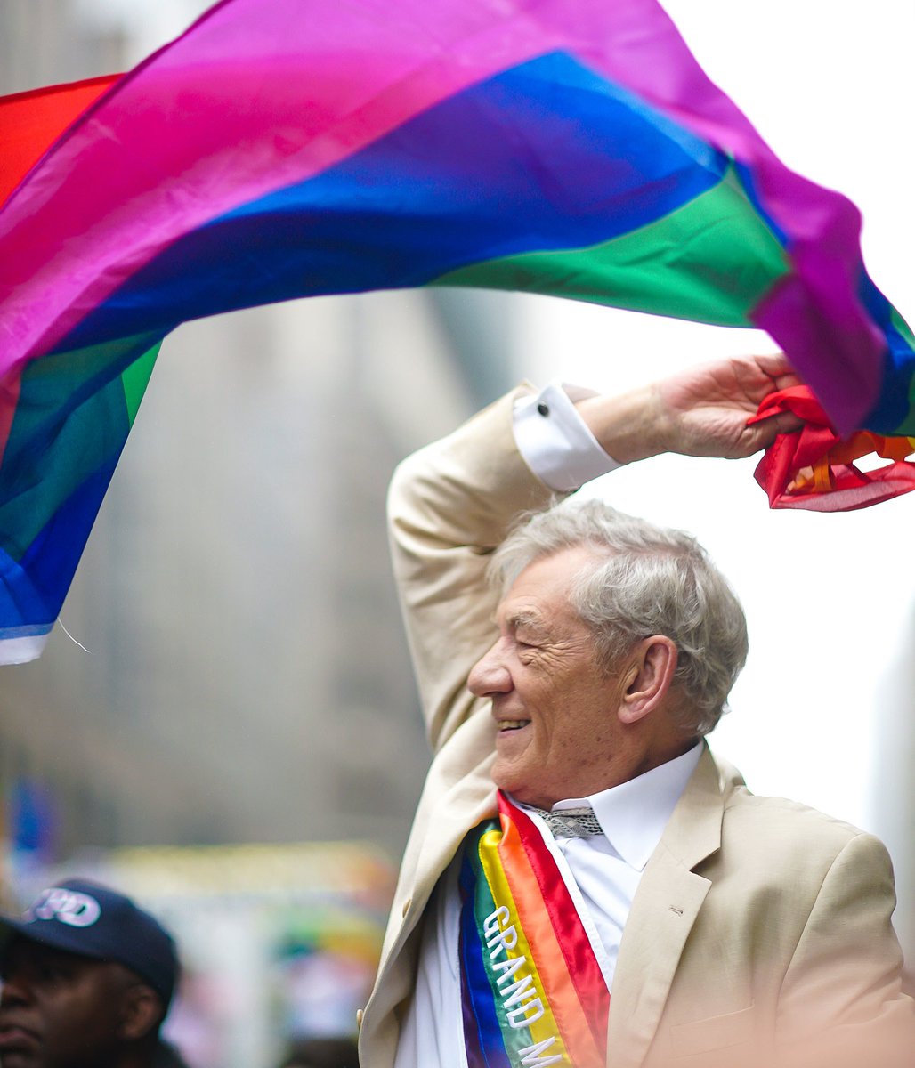 EiProfeta's tweet photo. Ian McKellen celebrando el #Pride en Estados Unidos. Lo mejor que verás hoy. https://t.co/4eE8ZYSqle