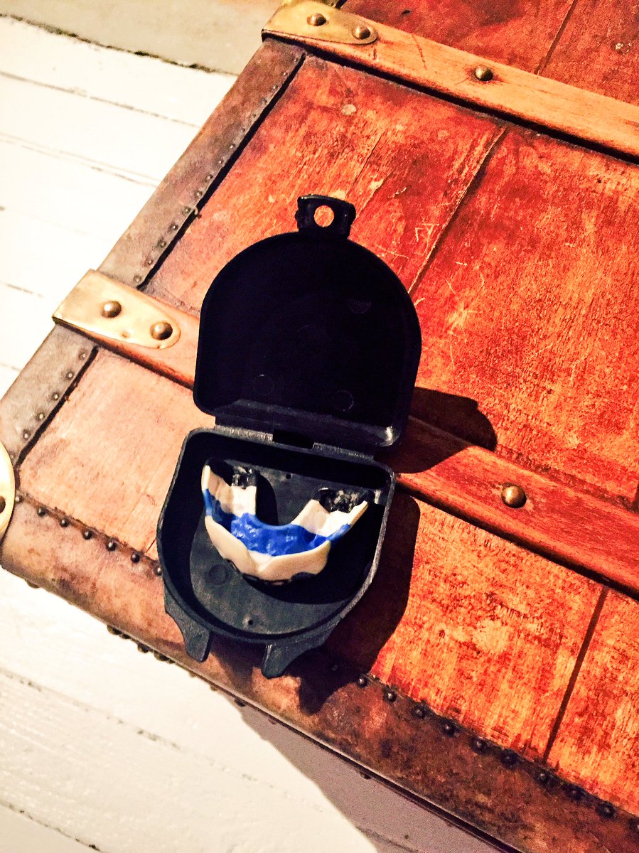 googharrison's tweet photo. Finally found this for my Barry Beeth, something growing on it, now where's my fitness, Friday is close now @7sandthecity #LiftTheWeight https://t.co/kCceFgz07H