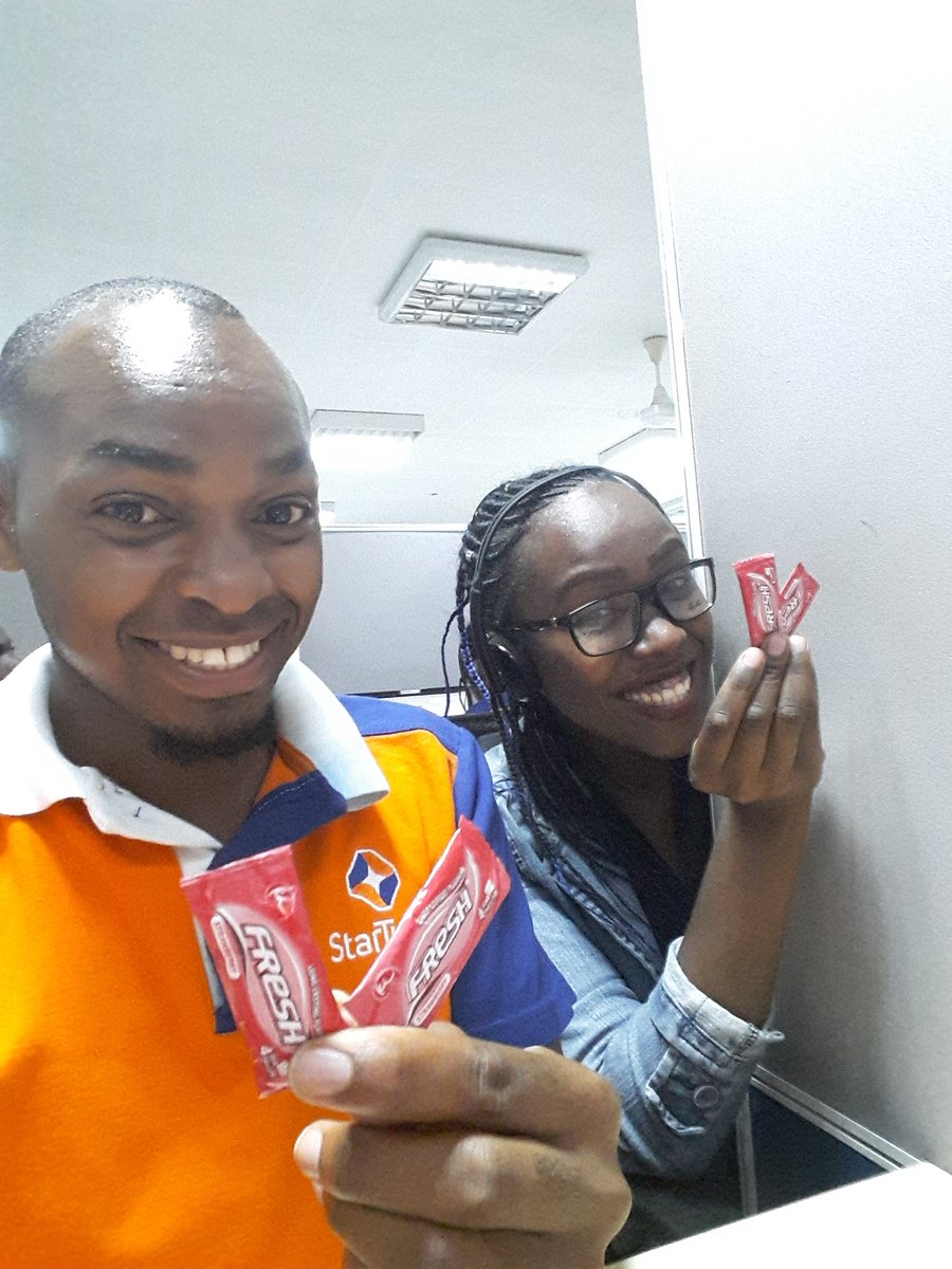 MartBlazin's tweet photo. @Freshchewinggum On this!  Here we are #DoubleDouble manenos #FreshStrawberryFriendshipChallenge  Keeping if Fresh!  So Juicy... Kama kawaida... 😂😂 https://t.co/m9OA9amEaF