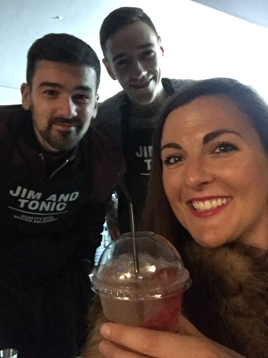 Yummy boutique gin cocktails from @jimandtonicvan <a href="/mercatometropol/">Mercato Metropolitano</a> #gin #gingoblin