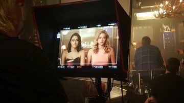 riverdaleslut's tweet photo. when the school picture is awkward #riverdale https://t.co/H7iguICMJS