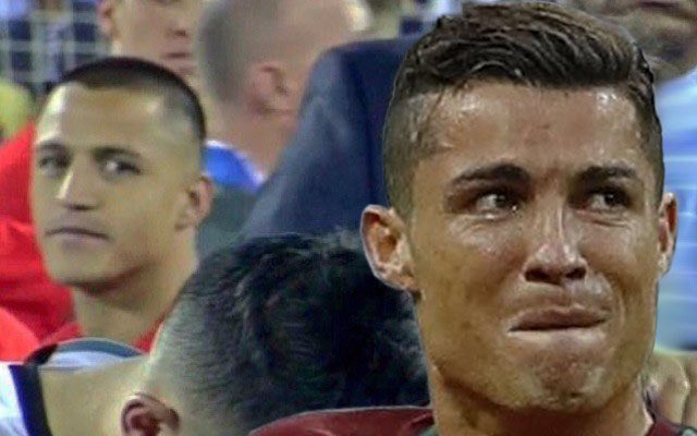 FootballFunnys's tweet photo. 28th June 2016 - Chile beat Argentina 

28th June 2017 - Chile beat Portugal https://t.co/SgV10ZWcbV
