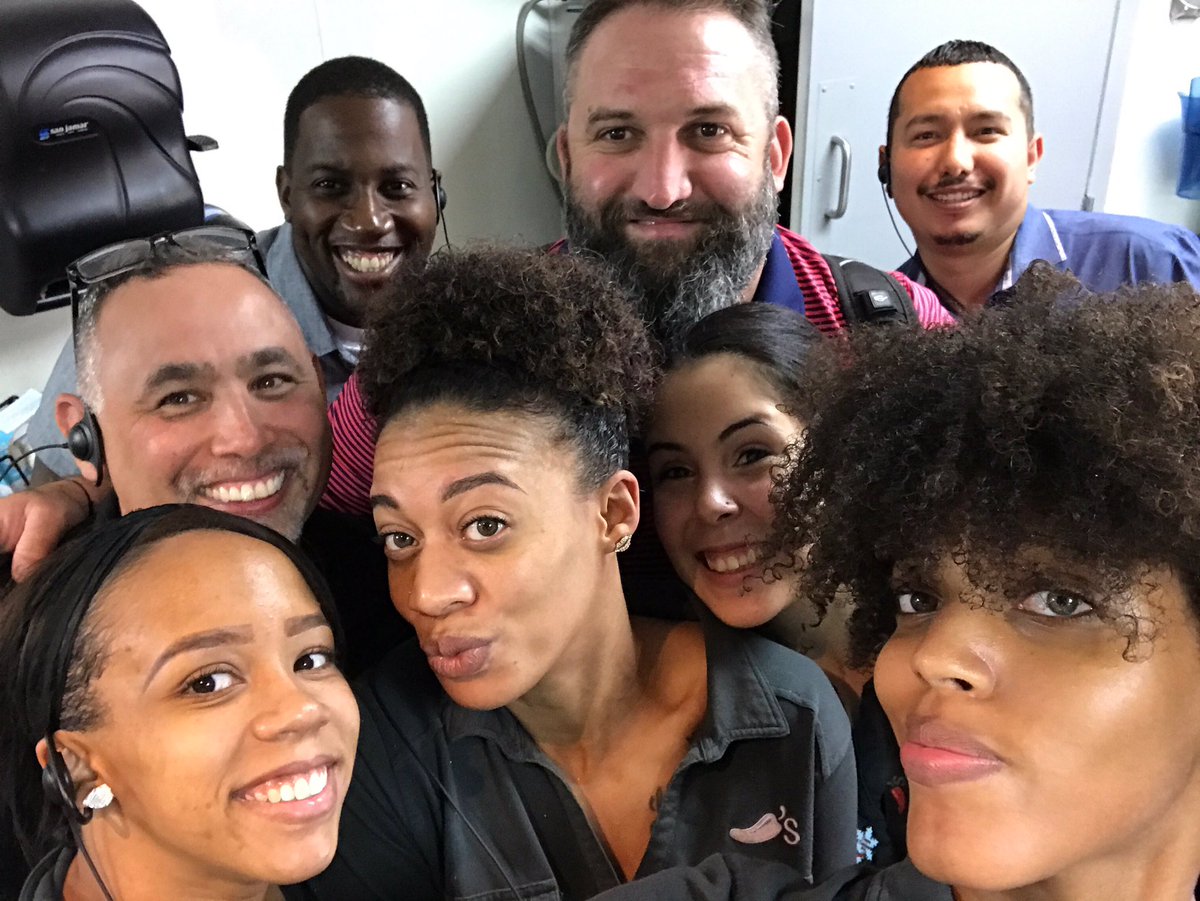 EricEstrada713's tweet photo. Great shift today with @Captn_Awesome8 nothing but #chilislove #DominationStation #FunShift https://t.co/Q0bdfaWide