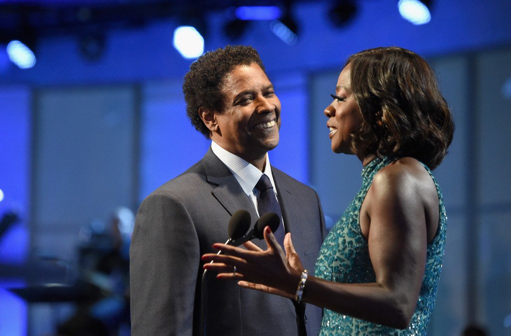 BestOfViolaD's tweet photo. Find someone who looks at you the way everyone looks at Viola Davis https://t.co/RonvFpaPjL