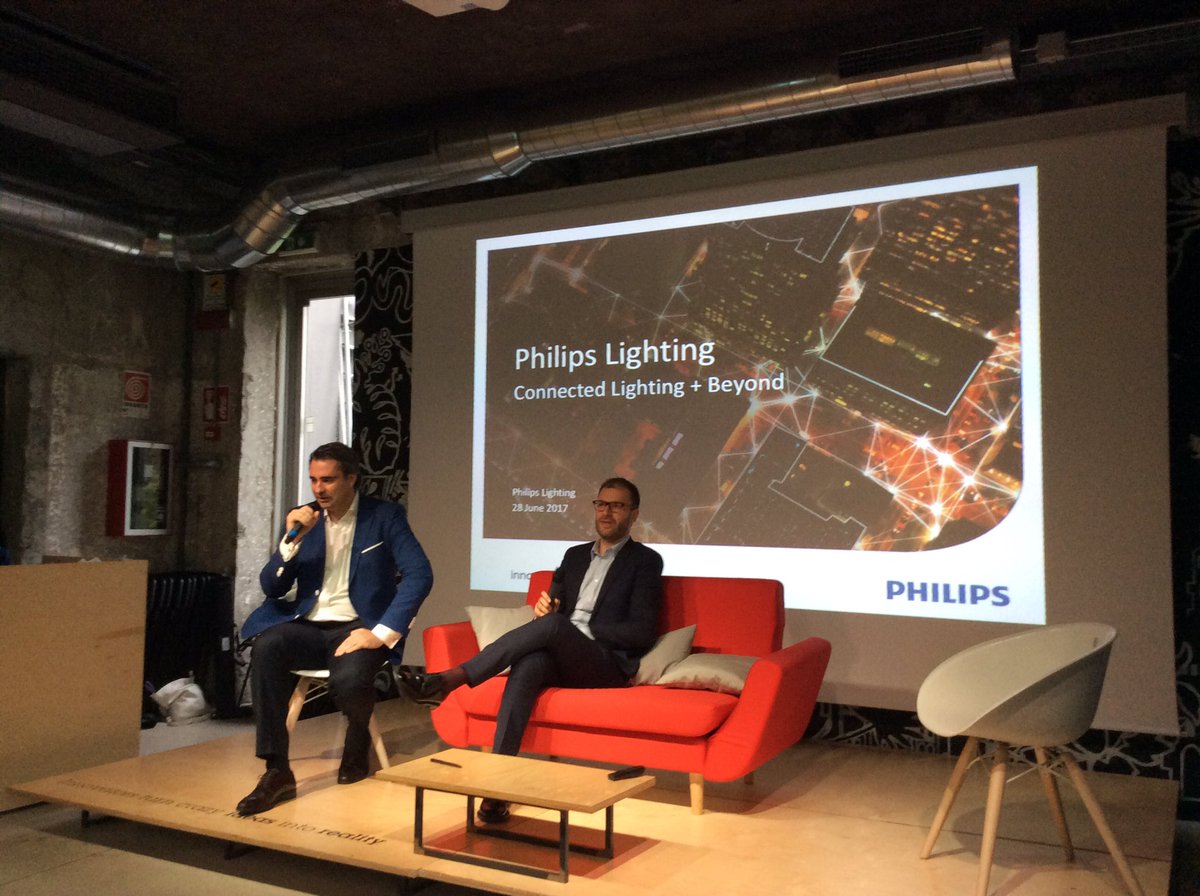 #SmartCities: i leader oggi devono costruire basi solide lavorando su un sistema aperto e integrato >> strumenti >> servizi @PhilipsLightsIT