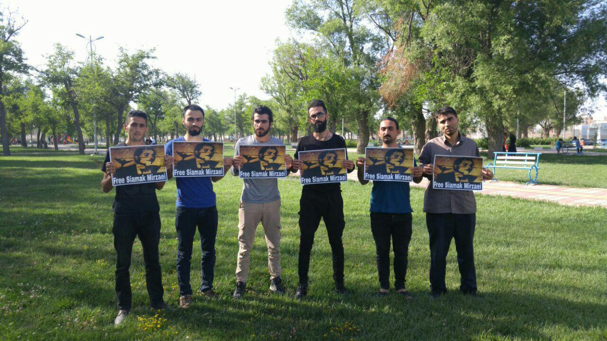 umudevren's tweet photo. #سیامک_میرزایی دراعتراض به اعمال غیر قانونی قوه قضائیه فاسد ج.ا.ایران در۱۲ روز اعتصاب غذا.
بوتون سیاسی دوستاقلارا آزادلیق
#freesiamk https://t.co/thEBZsvudv